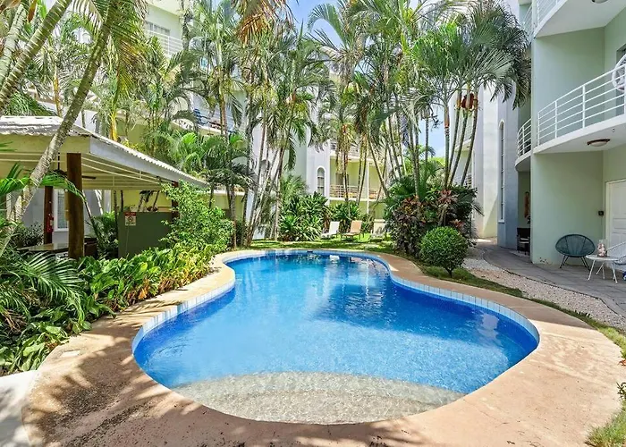 Vv2 2 - 2Bdrm Condo Short Walking Distance To Beach